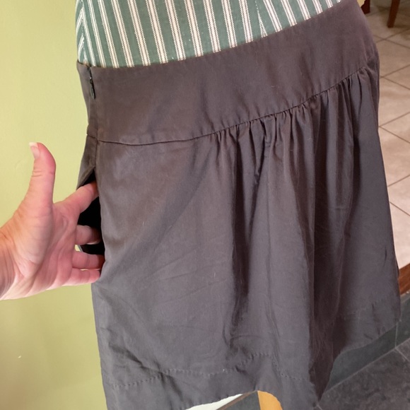 Ann Taylor Loft skirt, size 4. Color between olive and grey. - Picture 3 of 11